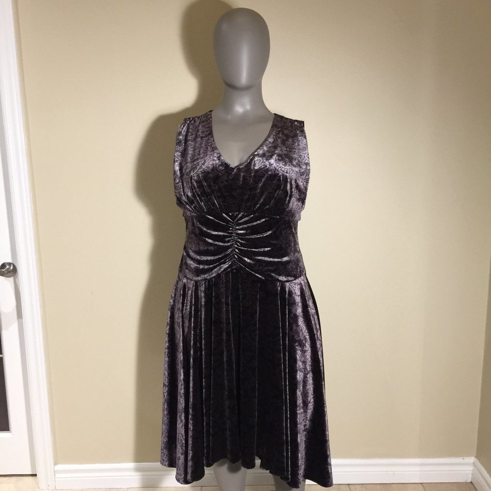 Laura Plus Petites Ladies Plus Dress Size 20 Pe…